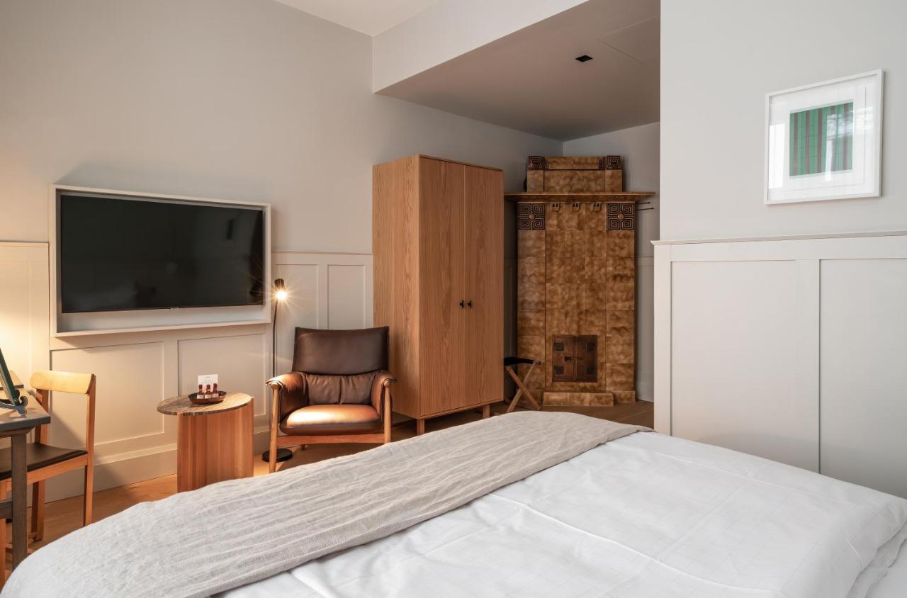 RUNO Hotel Porvoo Buitenkant foto A room at the hotel