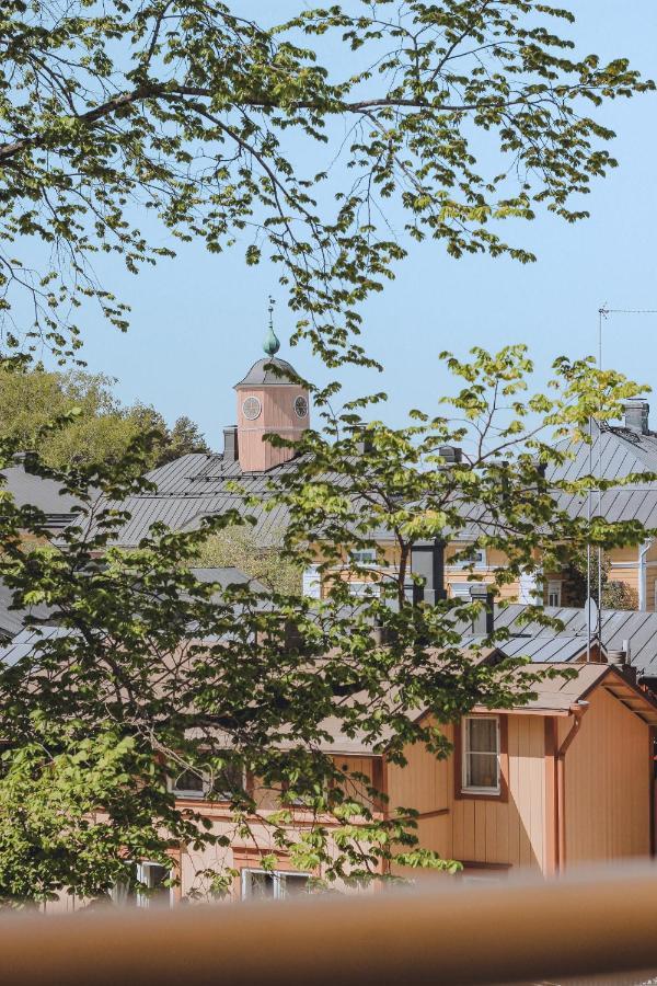 RUNO Hotel Porvoo Buitenkant foto The tower of the former church of Saint-Pierre